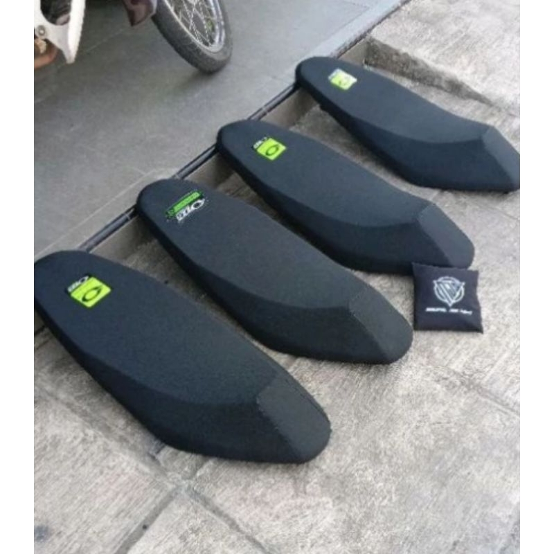 JOK REVO ABSOLUTE ROAD RACE OZZA RACING -Jok Revo absolute road race ozza racing amplas pasir