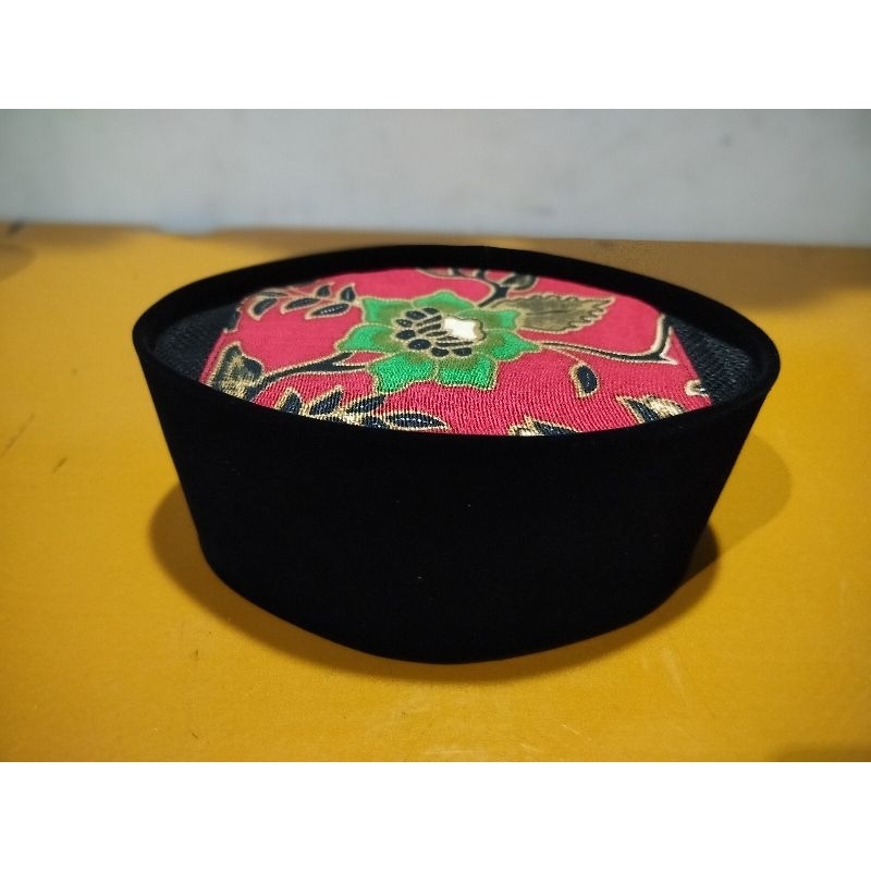 PECI,KOPIAH AC KOMBINASI BATIK MERAH TINGGI 7,8,9 CM