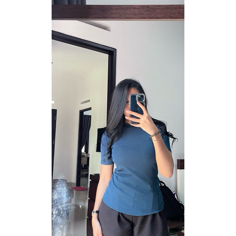 PRELOVED BASIC TOP KNIT THE EXECUTIVE |Atasan Knit Wanita Basic Top|