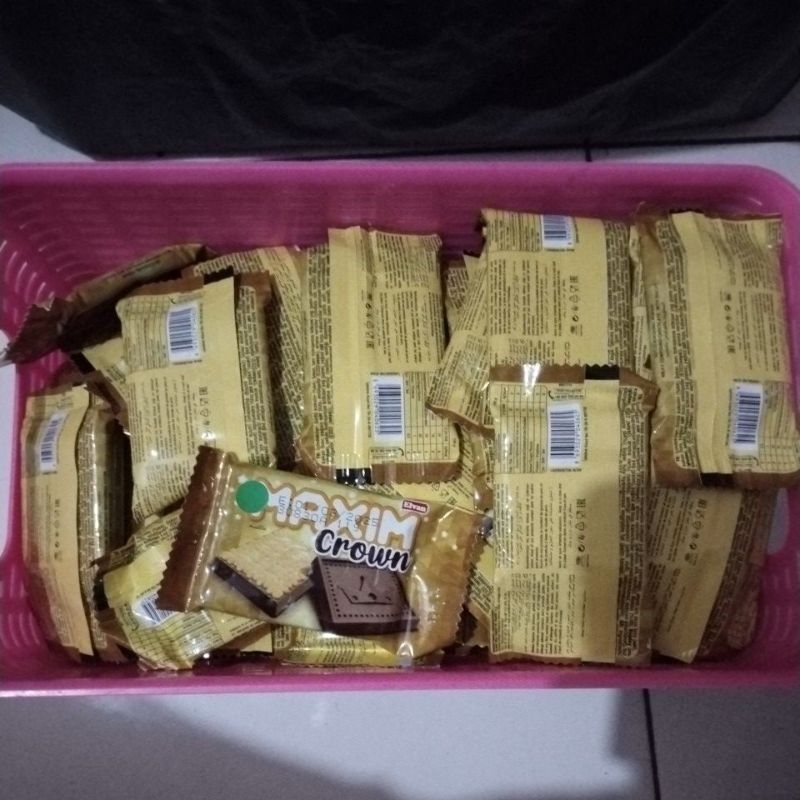 

nyemil yuk