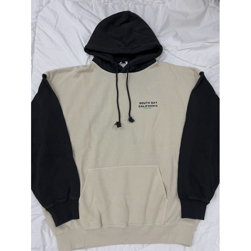 brandy melville off the lip christy hoodie