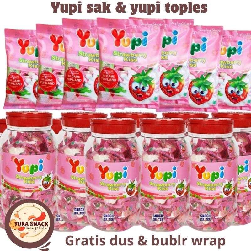 

Permen Yupi Toples Strawberry Kiss jar 300gr isi 125-130 pcs - Jelly Strawberry Enak dan Murah