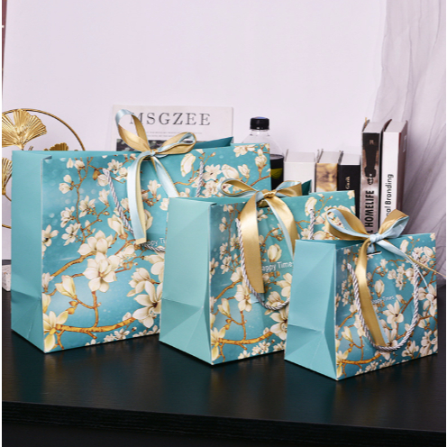 

Paper Bag Tebal Premium Dengan Pita PAPERBAG MOTIF PREMIUM KADO MARBLE ELEGAN PAPER BAG GOODIE BAG MOTIF MARMER GOLD PAPERBAG MOTIF PREMIUM TAS HAMPERS KADO GIFT KANTONG GOODIE SANGJIT Tas Kertas Marble Elegan Tebal Premium Aesthetic Goodie Bag Tahan AIR