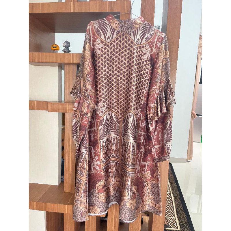 Wearing Klamby Sulawesi Series PL