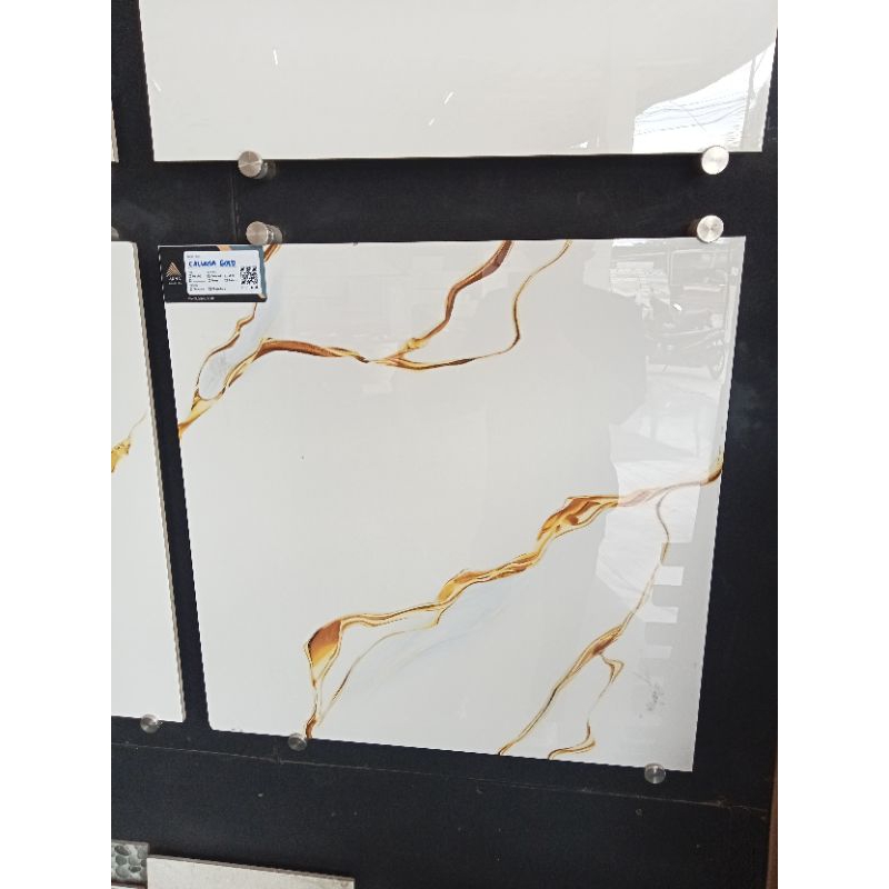 GRANIT ARNA 60X60 ARNA CALISTA GOLD CONECTED GLOSSY