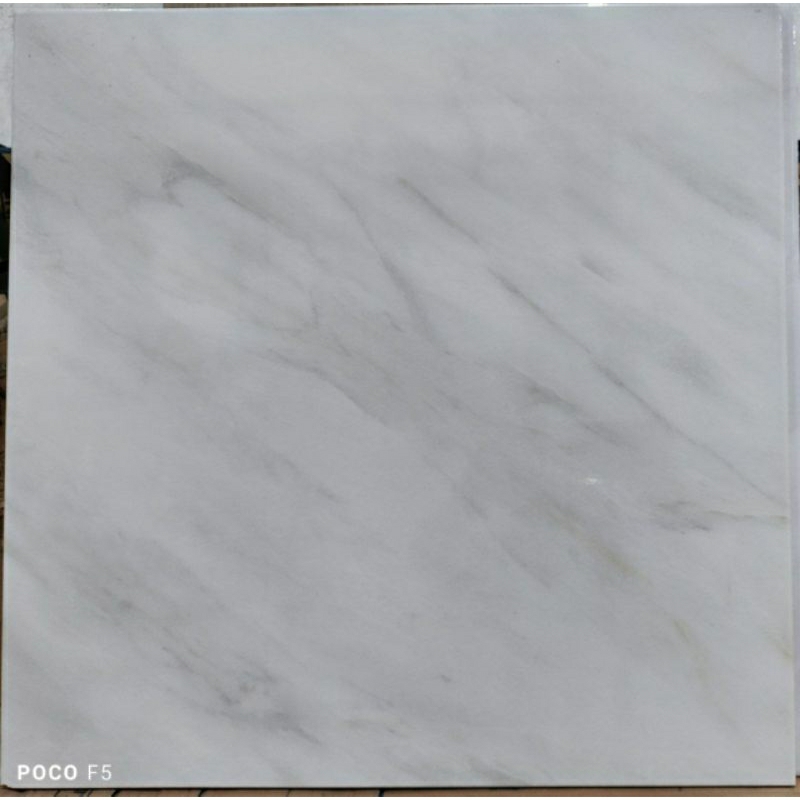 KERAMIK LANTAI ELIO 50X50 GLOSSY Milan / tekel ubin tile ceramic