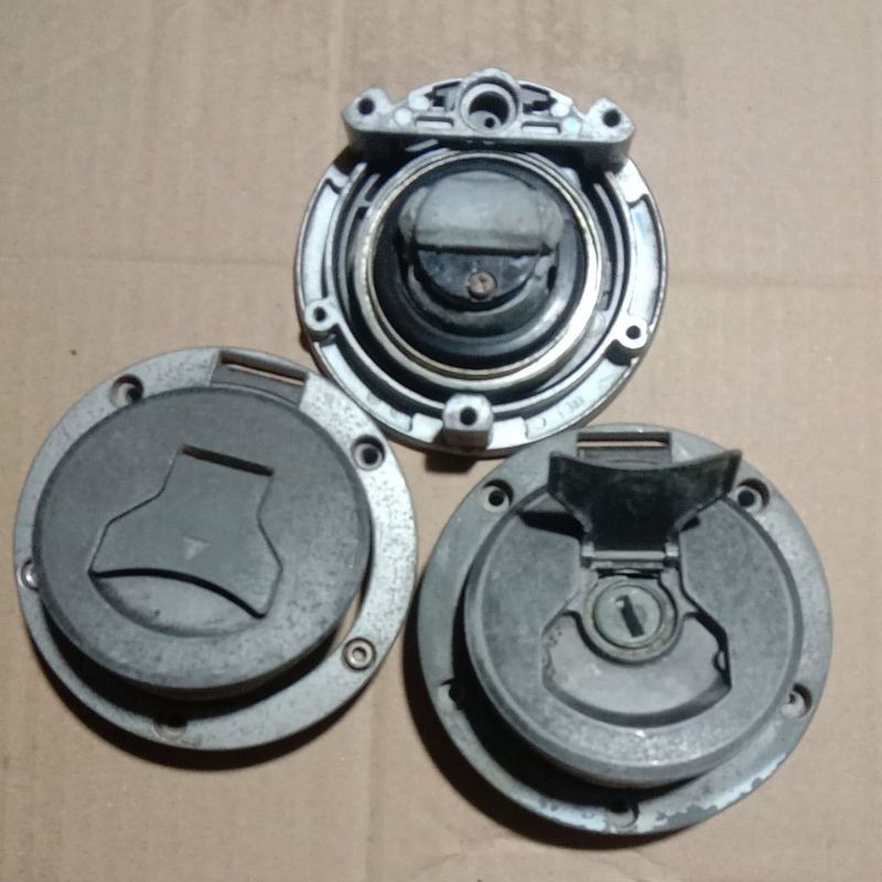 TUTUP TANGKI CV150 R