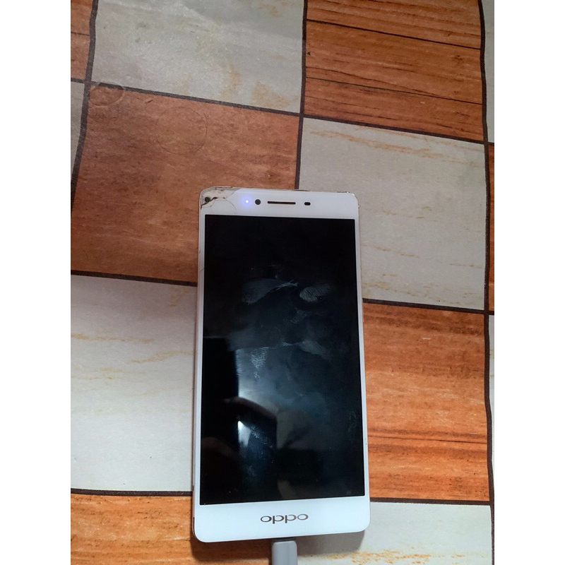 OPPO R7s