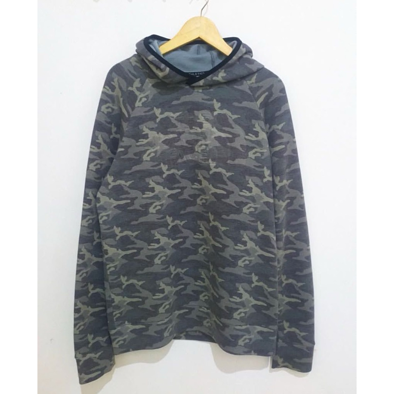 hoodie the north face camo