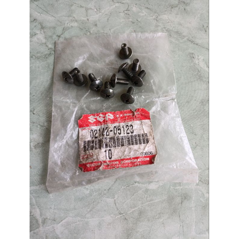 BAUT DUDUKAN SPUL, SWITCH NETRAL, BREKET SELANG REM, BATOK DEPAN BELAKANG SATRIA 2TAK NOS