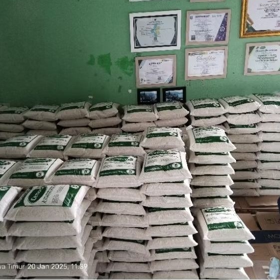 

Beras Enak Asli Ngawi - Beras Medium - Beras Pulen - Kemasan 5kg