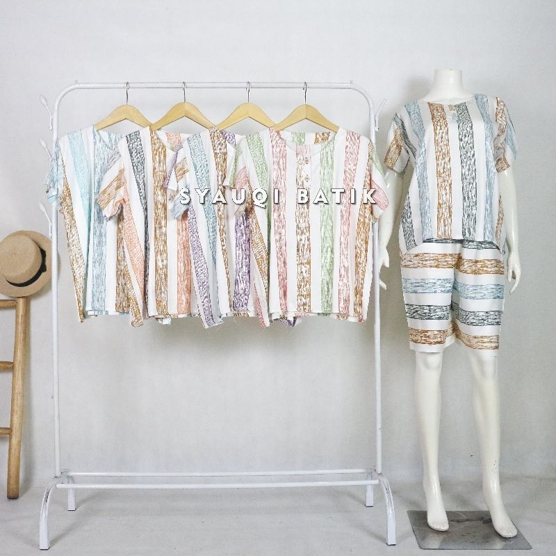 Setelan Baju Tidur Wanita Piyama Celana Pendek Motif Garis Bahan Rayon