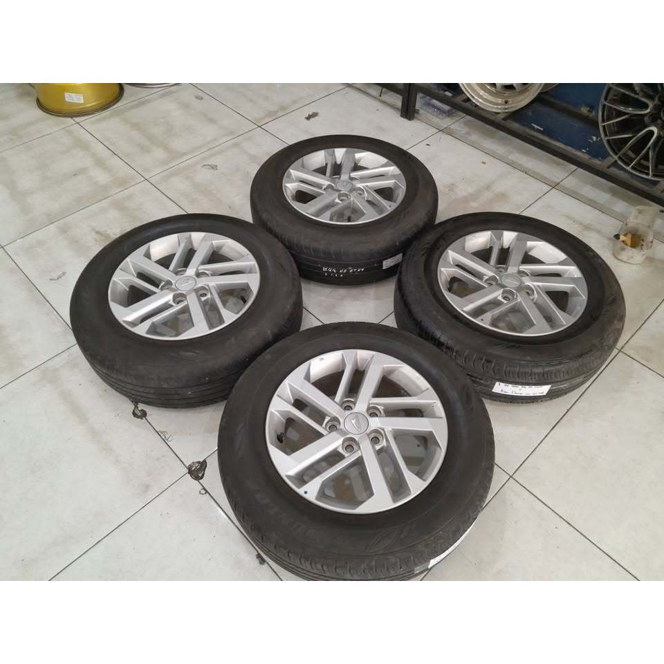Velg Mobil Bekas Standar TERIOS R16X6 5X114,3 ET 50 SILVER + DLP( 2023) 215 60 R16