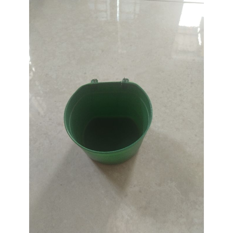 TEMPAT MAKAN MINUM PLASTIK BULAT HEWAN PELIHARAAN