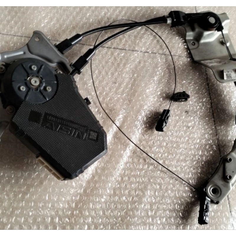 motor sliding door pintu tengah Toyota Sienta original