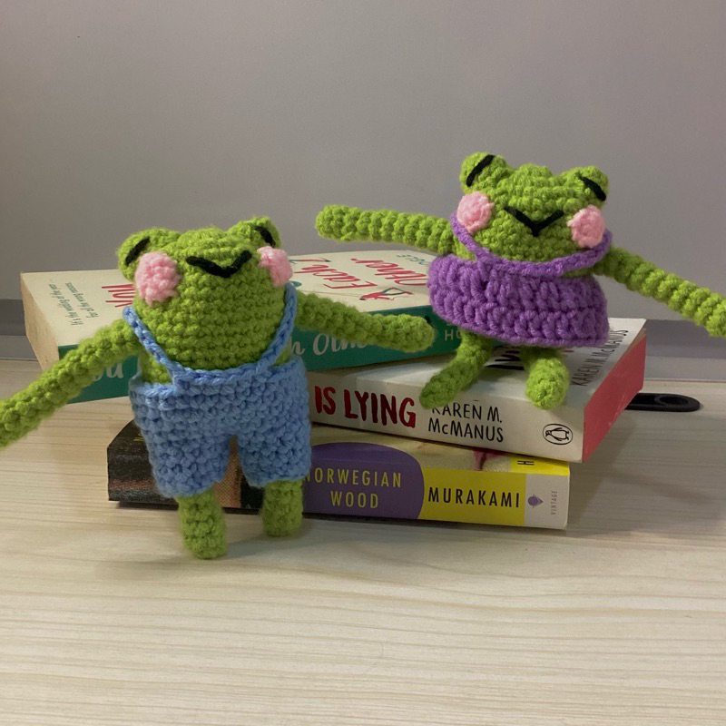 Smochi Corner || Huggy Frog Crochet Plushie Amigurumi & Keychain Couple