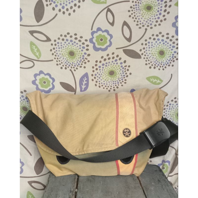 Tas Slempang Massanger Crumpler second