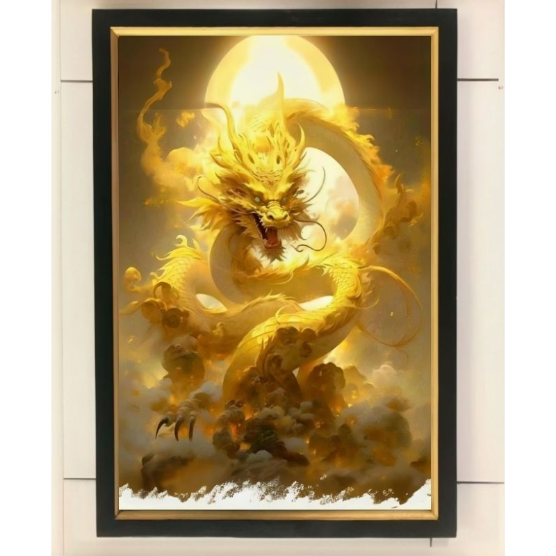 hiasan dinding lukisan cetak naga emas plus bingkai ukuran 65×45