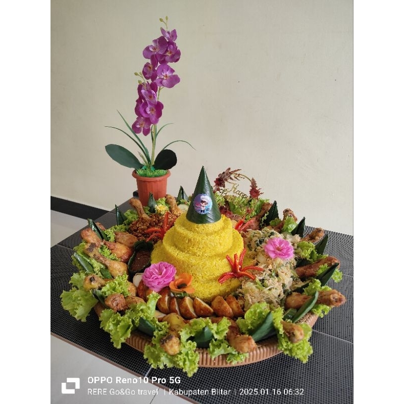 

TUMPENG ULANGTAHUN by A.R.S Kitchen