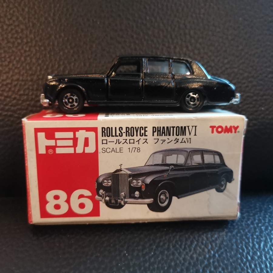 Takara Tomy Merah Tomica Reguler no 86 Rolls Royce Phantom VI Hitam