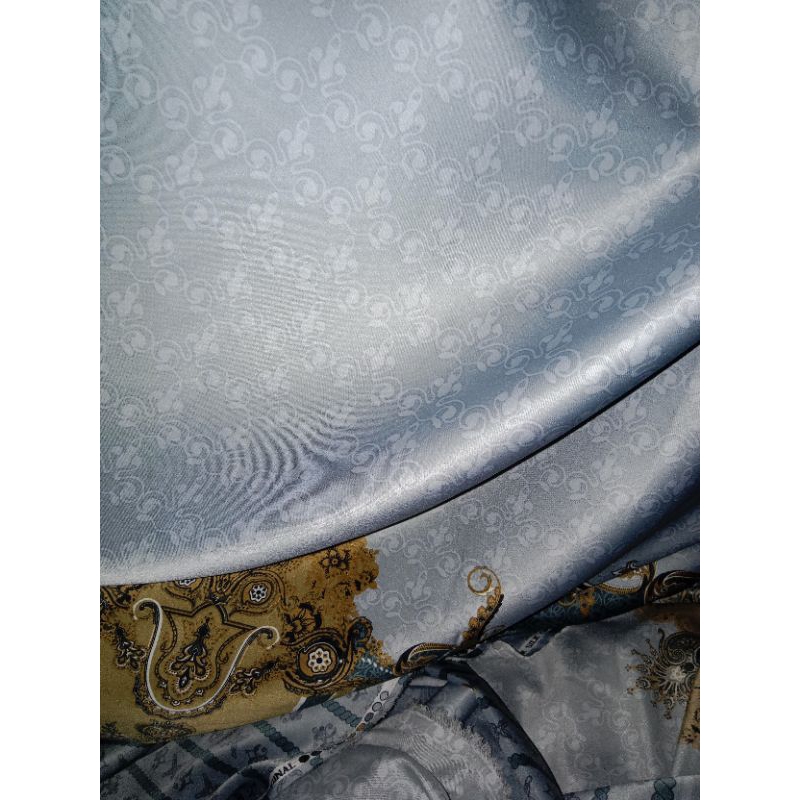 KAIN DIOR SILK ecer meteran