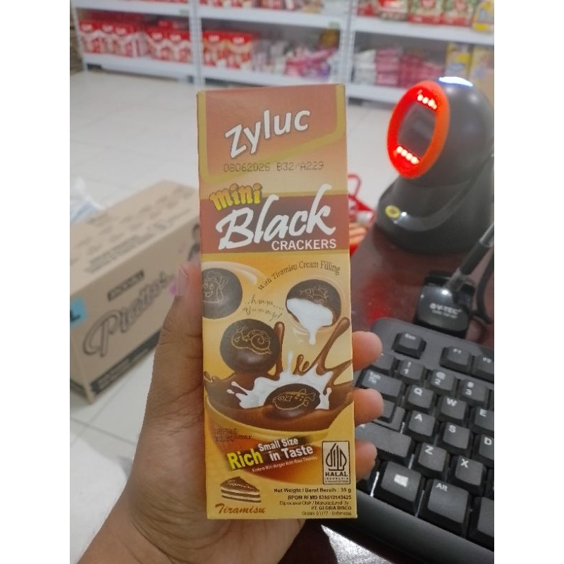 

Zyluc Mini Black Crackers Tiramisu