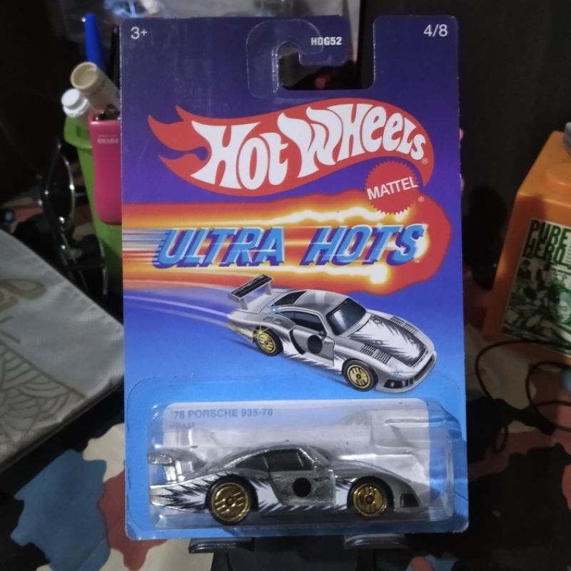 Hot Wheels Ultra Hot's Porsche 935-78