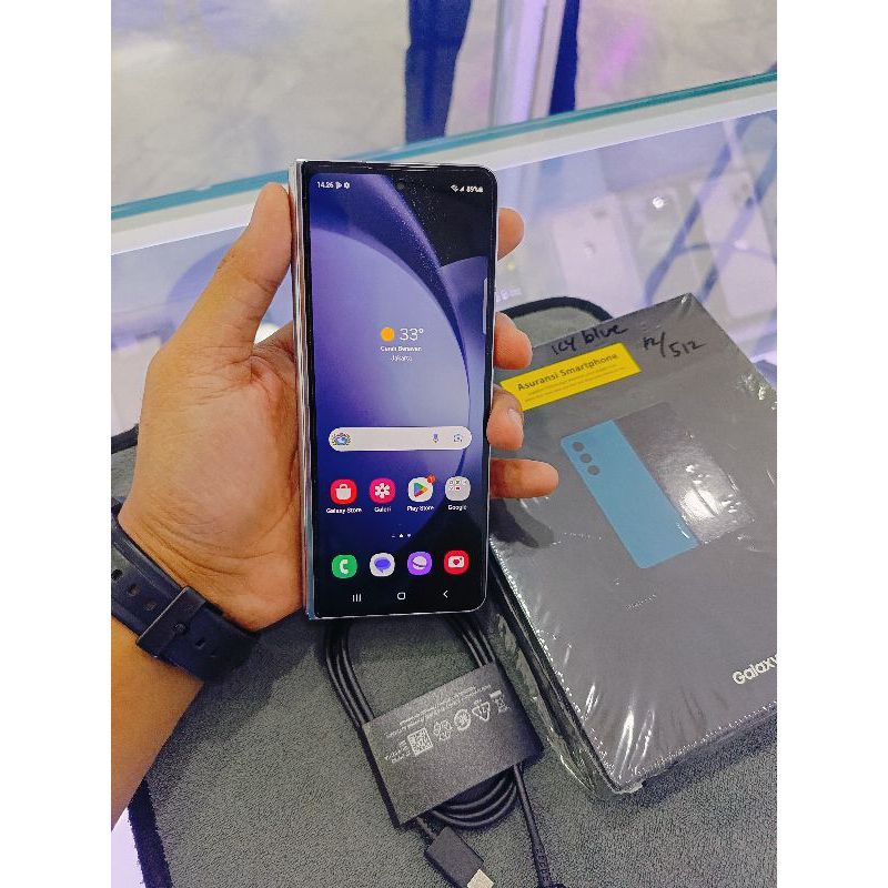 Samsung galaxy z fold 5