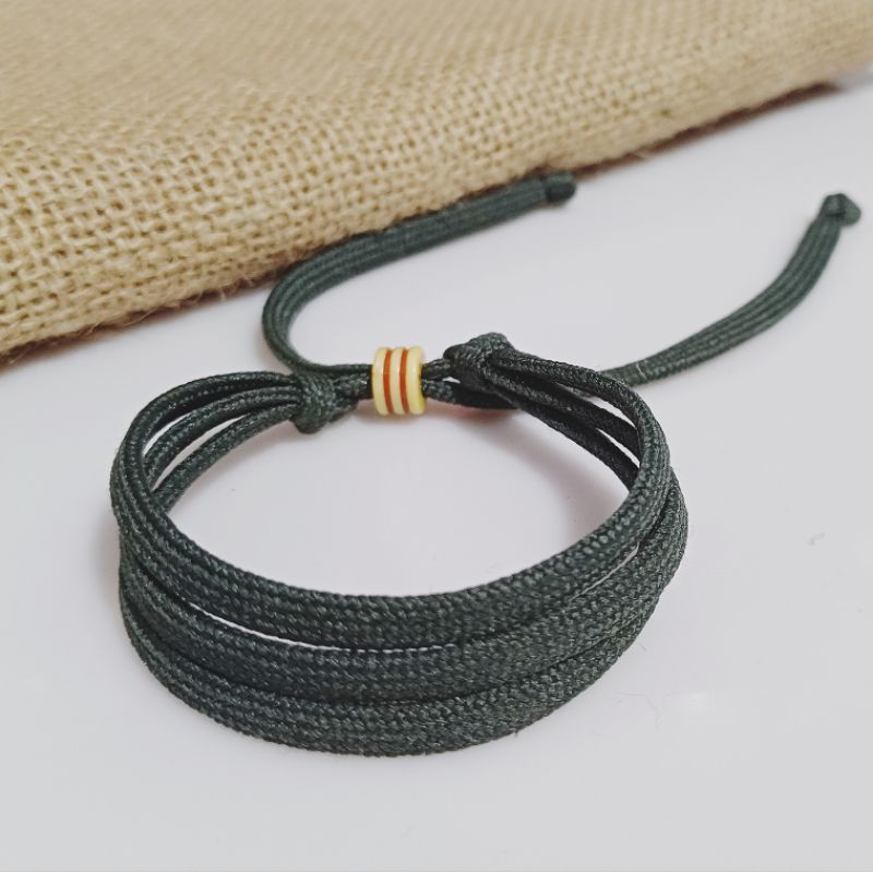 Gelang Prusik Hitam Polos Gelang Tali Sepatu 3 rangkap