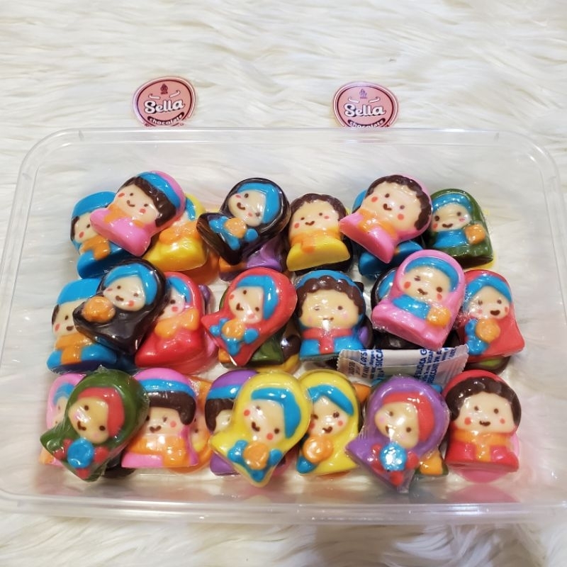 

COKELAT KARAKTER LUCU KEPALA BONEKA MUSLIMIN MUSLIMAH ISI 45PCS