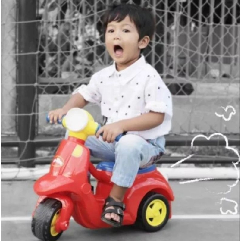 MAINAN VESPA DUDUK FUN BIKE MUSIK