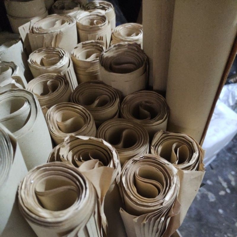 

KERTAS COKLAT KERTAS SAMSON KERTAS TUKUB PRAKARYA OGOH OGOH PER IKAT // Cek Deskripsi Tersedia Pengiriman Instan