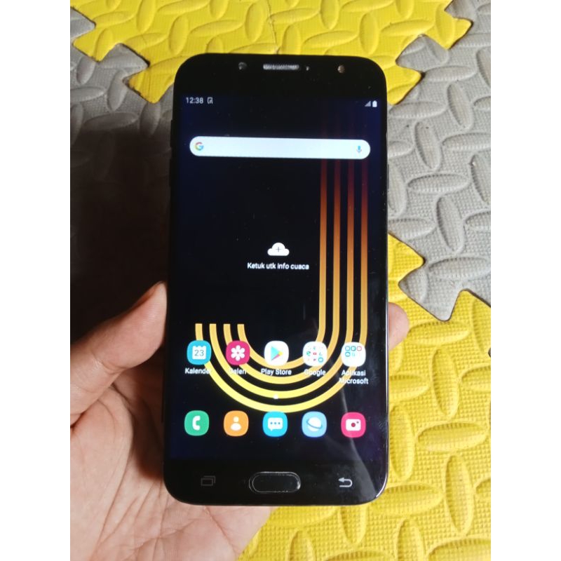SAMSUNG J7 PRO RAM 3/32GB SECOND