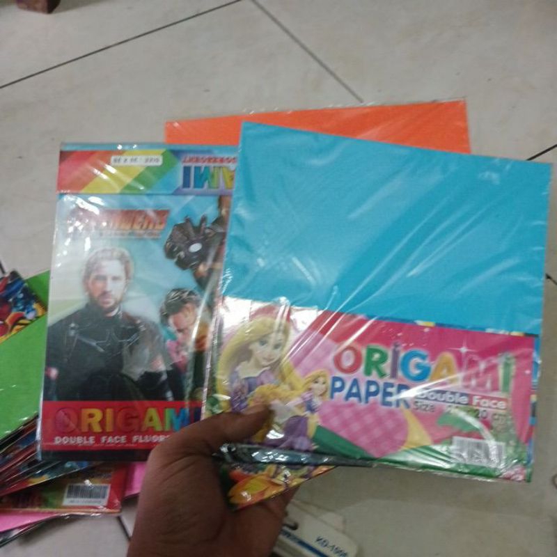 

Kertas Origami 2 sisi 20x20 isi 20 Lembar