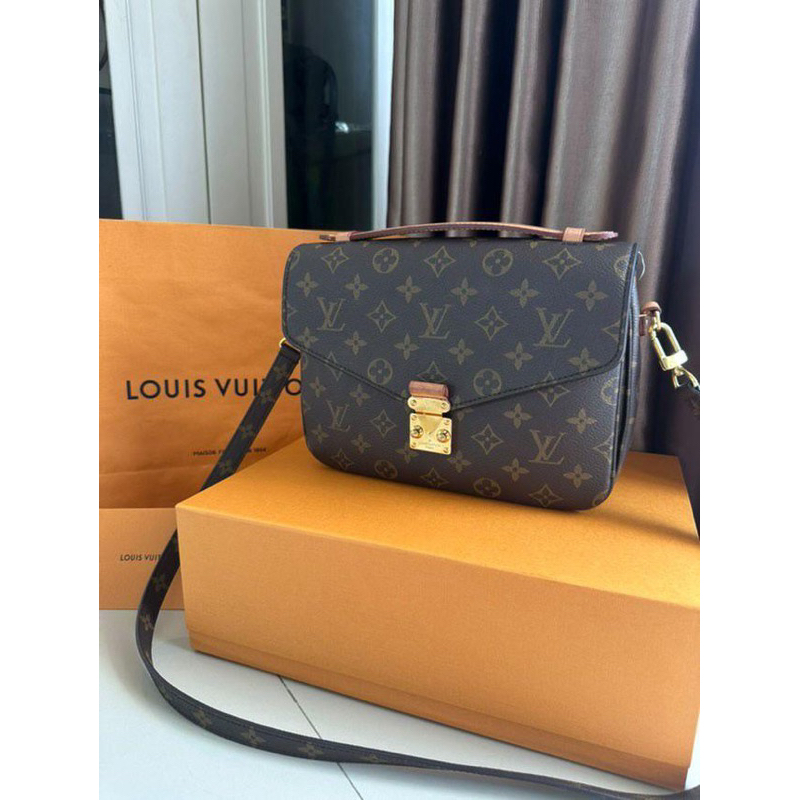 preloved tas LV metis