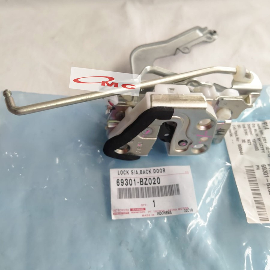Door Lock Pintu Bagasi Belakang Rush Terios 2006-2017 Original 69301-BZ020 Door Lock Bagasi Belakang