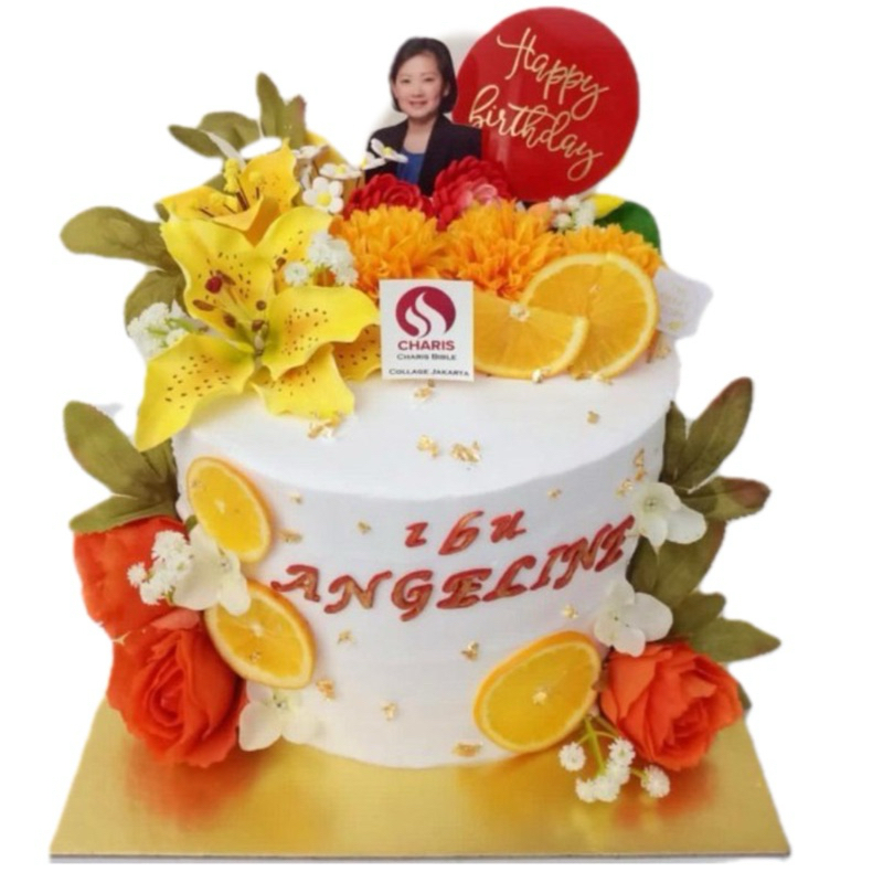 

Cake Flower Yellow With Fruit