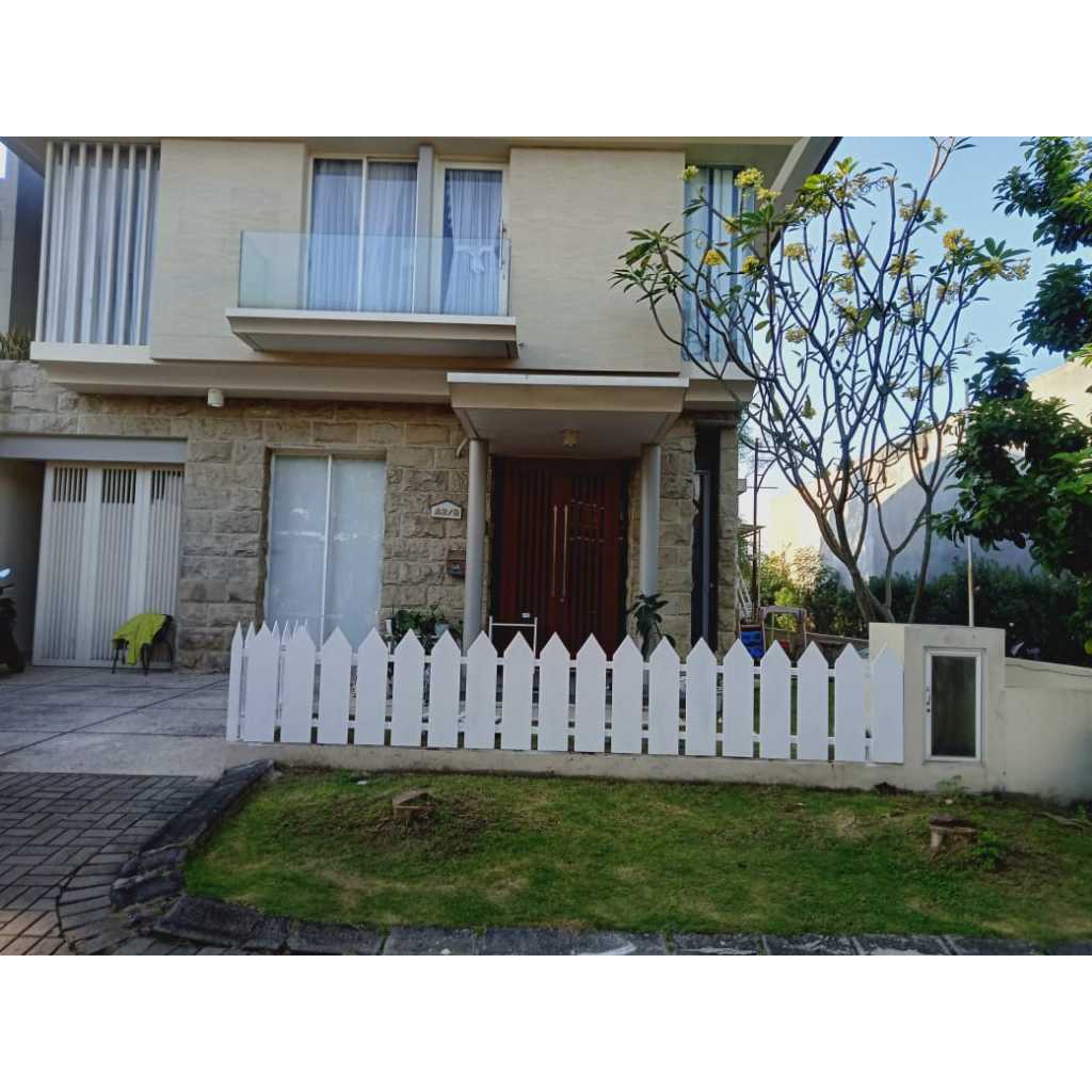 PAGAR TAMAN MINIMALIS MODERN