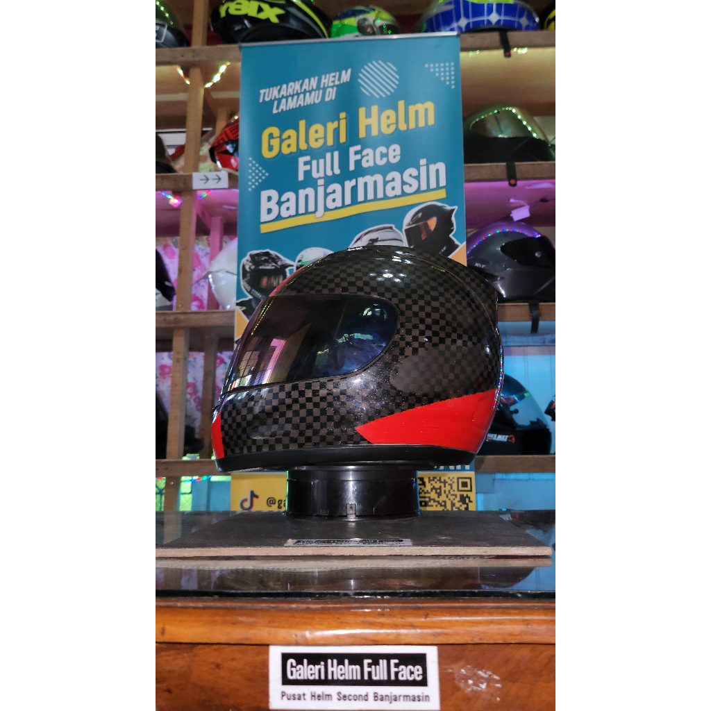 HELM CUSTOM YAMAHA R15 SECOND