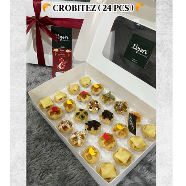 

Ikyori Pastry Croffle Croissant Waffle Premium / Hampers Birthday Ulang Tahun Natal Tahun Baru Christmas Chinese New Year Imlek Sincia Lebaran Idul Fitri Croffle Croissant Waffle Danish Chocolate Tiramisu Cappucino Matcha Red Velvet Avocado Choco Chip