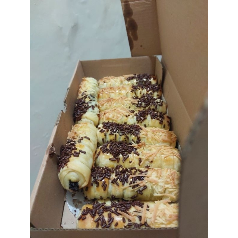 

Choco roll n cheese roll stik