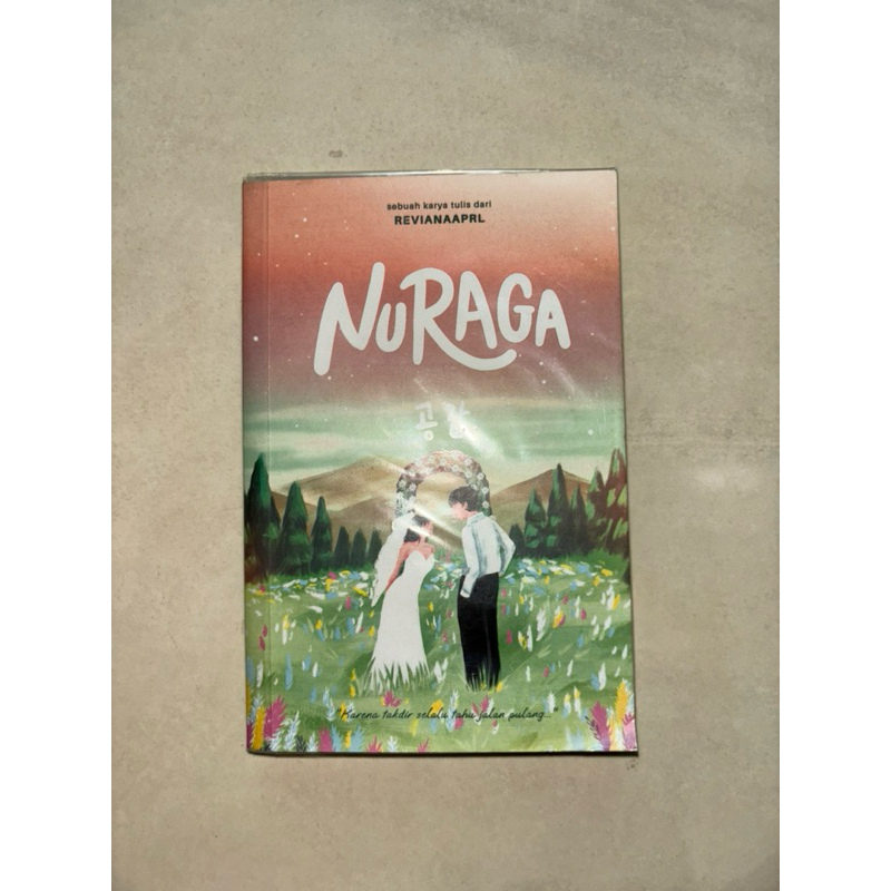 (Preloved) Buku Novel Fiksi Remaja Nuraga Revianaaprl Loveable