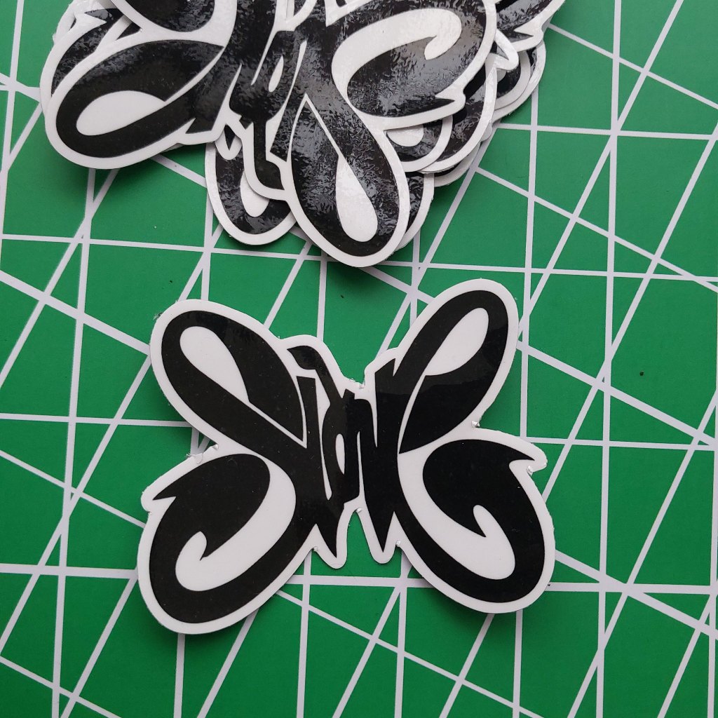 

Stiker Band Slank - STICKER MOTOR / HELM / LAPTOP / HP / Aestethic