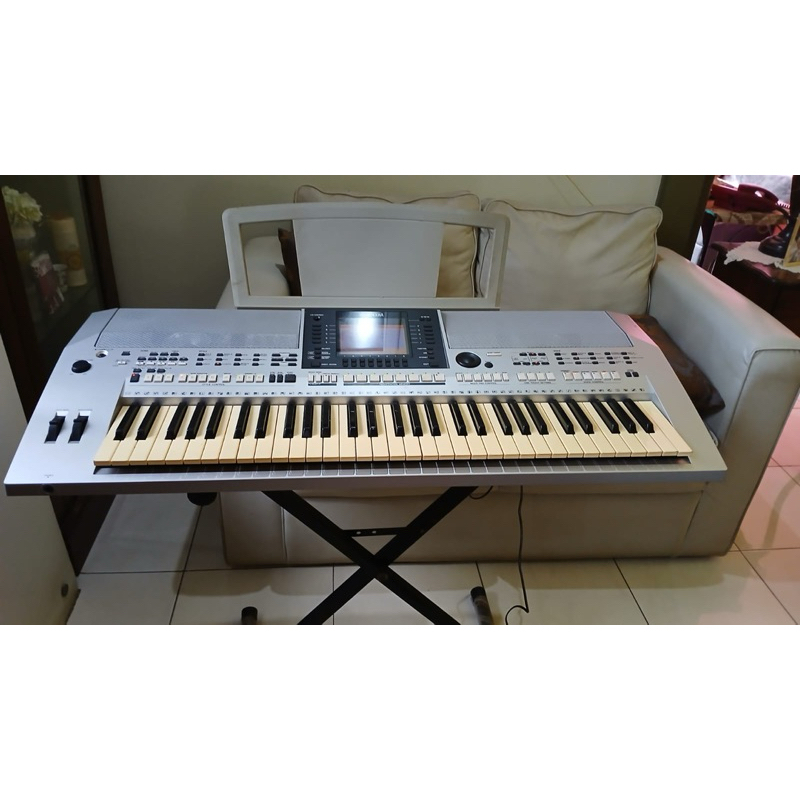 keyboard yamaha psr-s900 second