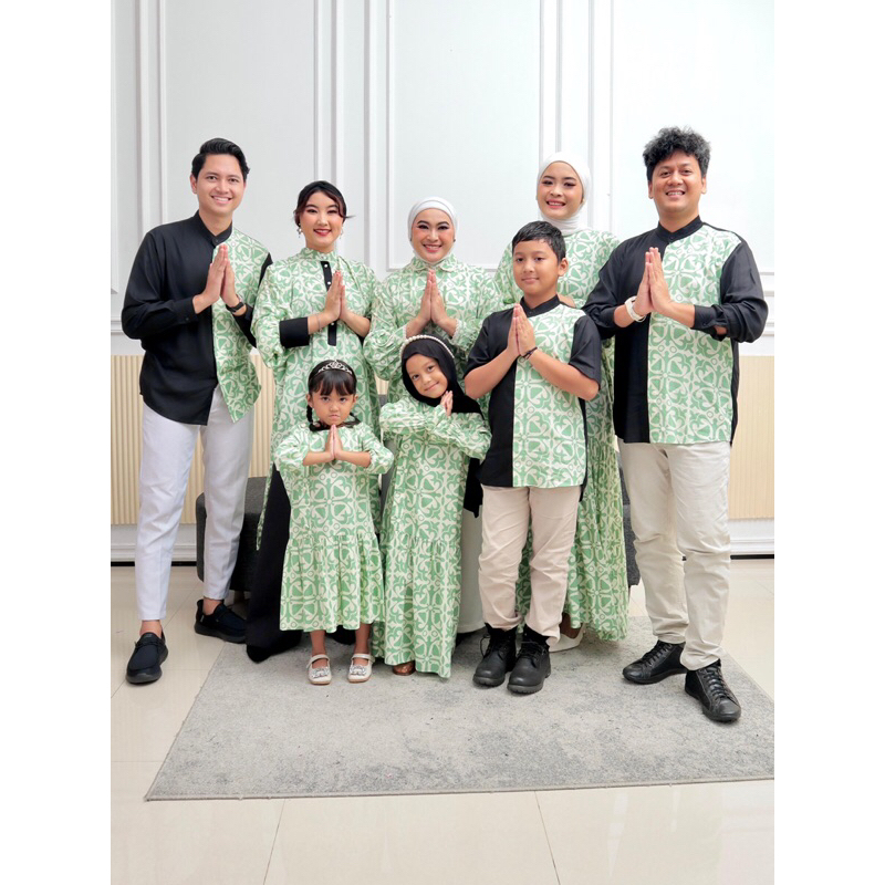 Inara Series Raya Family Set Couple Rayon Motif Pattern Premium
