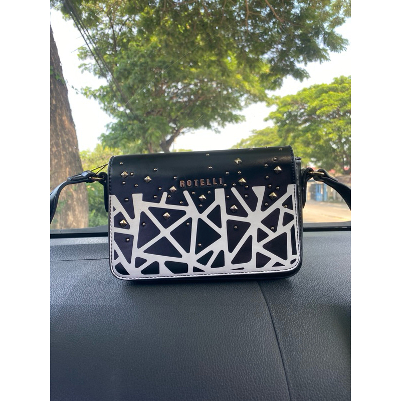 PRELOVED tas rotelli