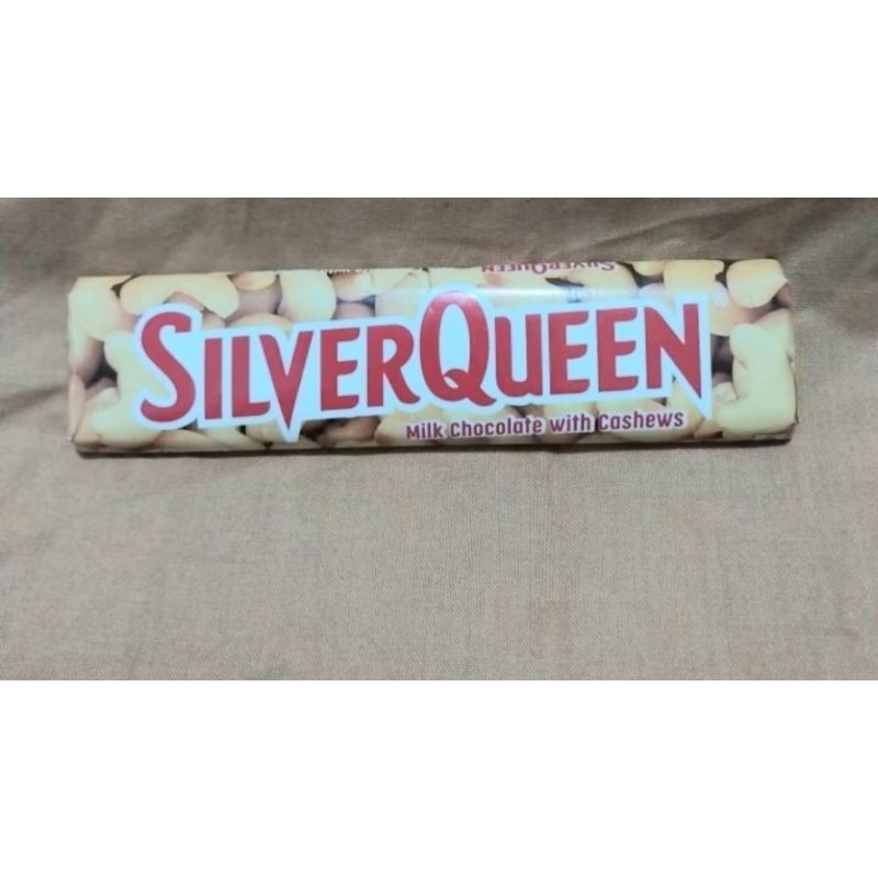 

COKLAT SILVERQUEEN 22 GRAM SilverQueen Milk Chocolate dengan Kacang Cokelat 22 GRAM
