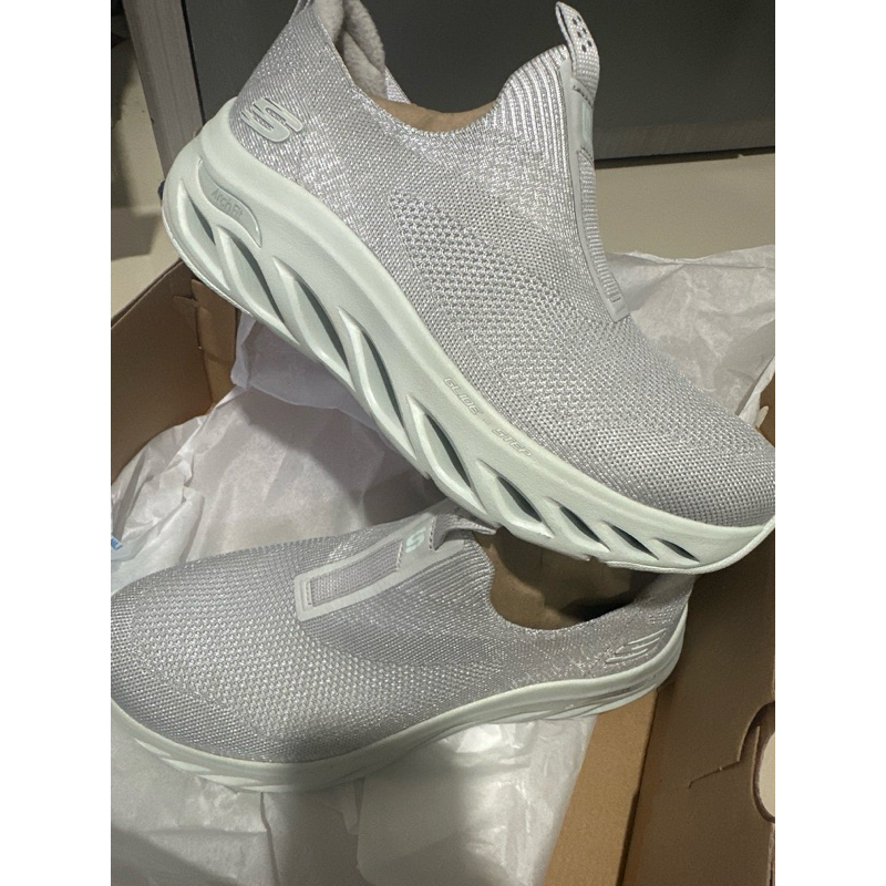 Sepatu Skechers ArchFit