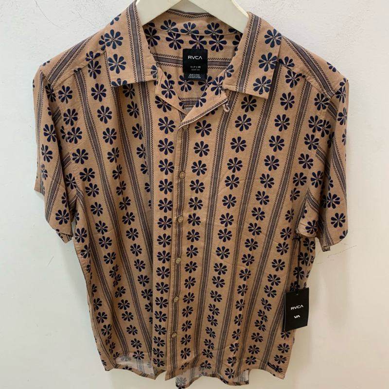 Kemeja Pria Rvca Original Daisied Warm Taupe New