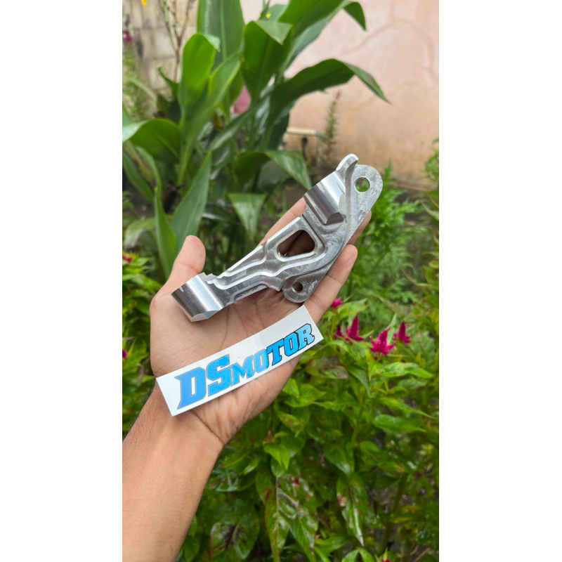 breket braket kaliper depan P100 pitch100 mio sporty bottom shock depan 5TL 5VV old lama disc cakram